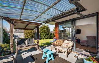 6 Maniaroa Drive, Katikati