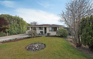 5 Percy Street, Weston