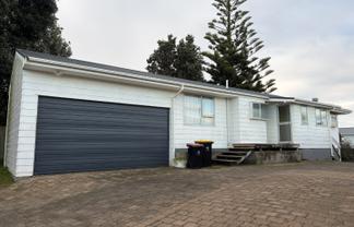 1116 Papamoa Beach Road, Papamoa