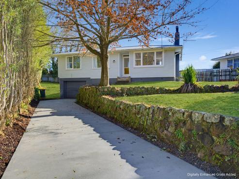 83 Sunset Road, Mangakakahi