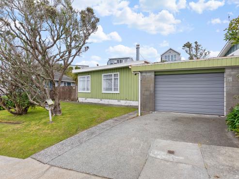 41 Somes Crescent, Newlands