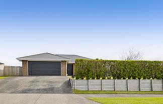 4 James Drive, Bell Block