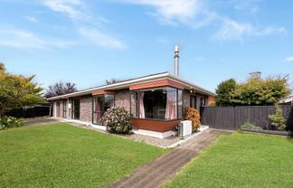 110 Amberley Avenue , Westbrook
