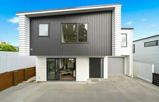 10B Acacia Road, Torbay