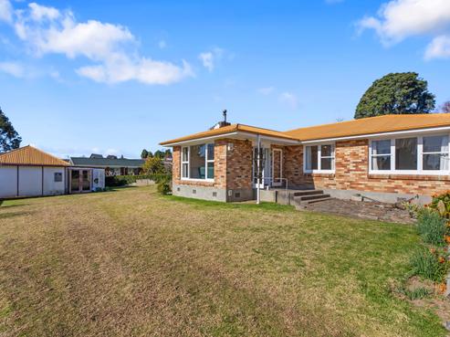 316 Ngatai Road, Bellevue