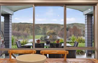 655 Puketapu Road, Puketapu