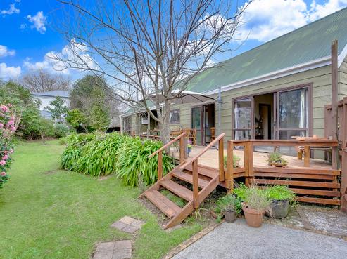 2 Marlowe Drive, Leamington