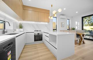 12 Karo Place, Glendene