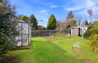 71 Brooklands Road, Brooklands
