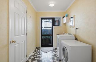71 Brooklands Road, Brooklands