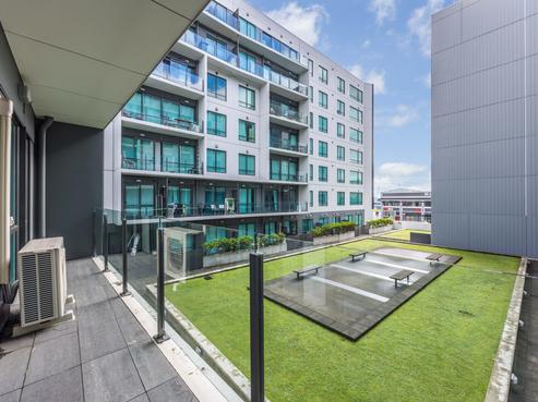 213/4 Dockside Lane, Auckland Central