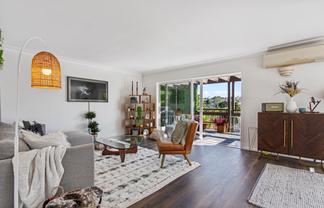 2/79 Meadowbank Road, Meadowbank