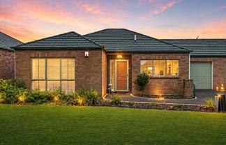 6 Craiburn Street, Ranui