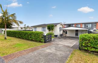14 Hikurangi Street, Te Atatu Peninsula