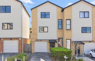 65/172 McLeod Road, Te Atatu South