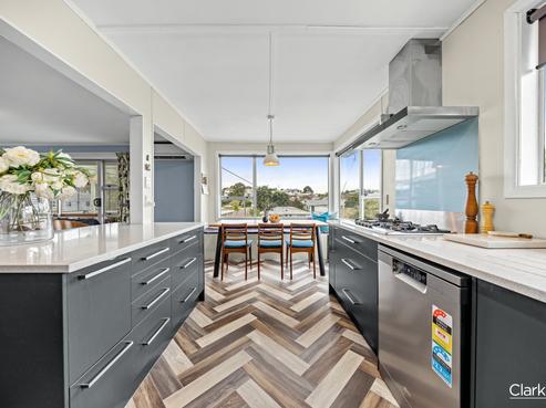 142 Te Pene Avenue, Titahi Bay