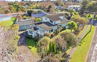 5 Eaton Crescent, Otamatea