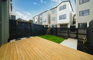 17 Maita Ma Place, Stanmore Bay