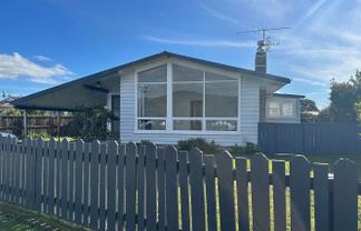 15 Arawhata Road, Paraparaumu