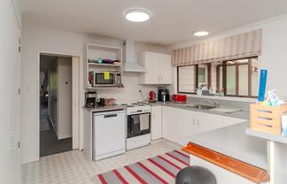 60 Acacia Avenue, Maungaraki