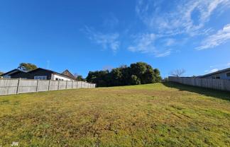 5 Surf View Crescent, Red Beach