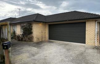 8 Locksley Lane, Hamilton East