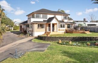 16 Sunny Crescent, Huapai