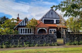 2 Oakfield Ave, Mount Albert