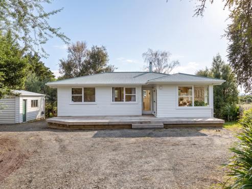 80 Johnston Street, Featherston