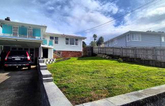 8 Whittle Place, New Windsor