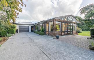 2265 Riverton Wallacetown Highway, Riverton