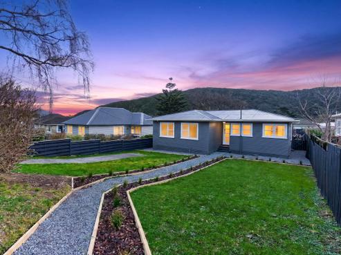 84 Coast Road, Wainuiomata
