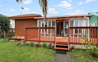 66A Parrs Cross Road, Henderson