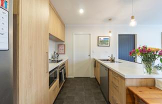 1/17 Greta Street, Glenview