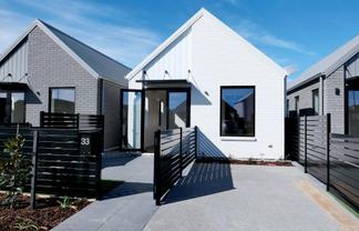 33/160 Mazengarb Rd, Paraparaumu