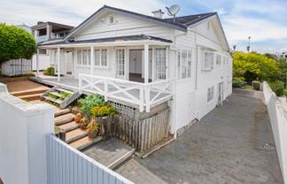 63 Cliff Rd, St Heliers