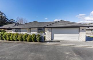 6 Mooring Close, Whitby