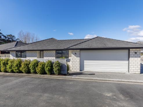 6 Mooring Close, Whitby