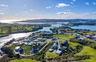 9 Waipatukahu Lane, Raglan