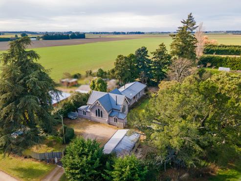 2 Adams Road, Darfield