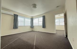 6 Knox Road, Swanson