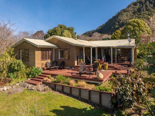 910 Braemar Road, Rotoma