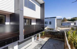 6/5 Kapiti Place, Sunnynook