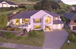 155 Winara Avenue, Waikanae