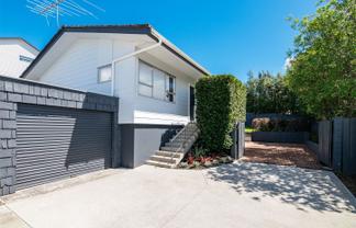 2/45 Reynella Drive, Massey