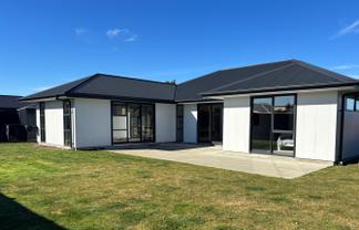 18 Lewis Cres, Rolleston