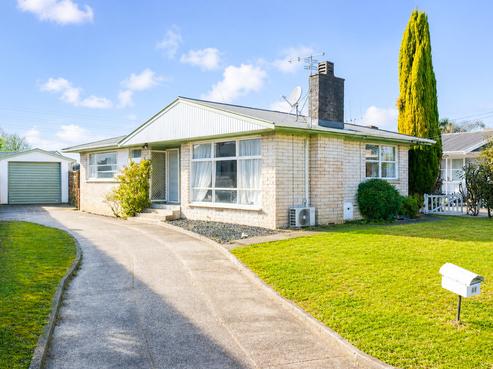 44 Betley Crescent, Fairview Downs