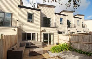42 Chapel Road, Flat Bush