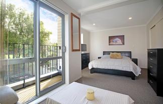 42 Chapel Road, Flat Bush