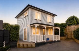 b/2 Hornes Lane, Onehunga